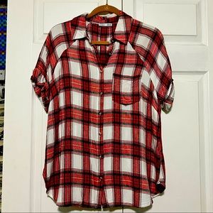 Soft flannel short sleeve plaid shirt